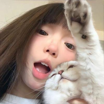 倒挂的爱丽丝